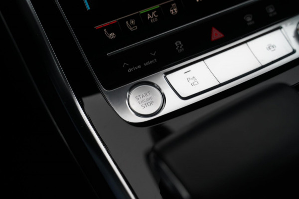 Audi Q8 55 TFSI quattro Pro Line Plus | Stoelverkoeling | Stuurverwarming | Luchtvering | Panorama | Adaptieve Cruise |