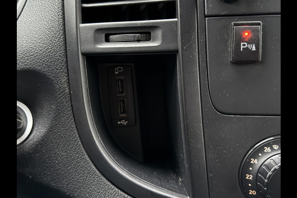 Mercedes-Benz Vito 114 CDI Lang | 3-persoons | PDC V+A | Apple Carplay | Navigatie