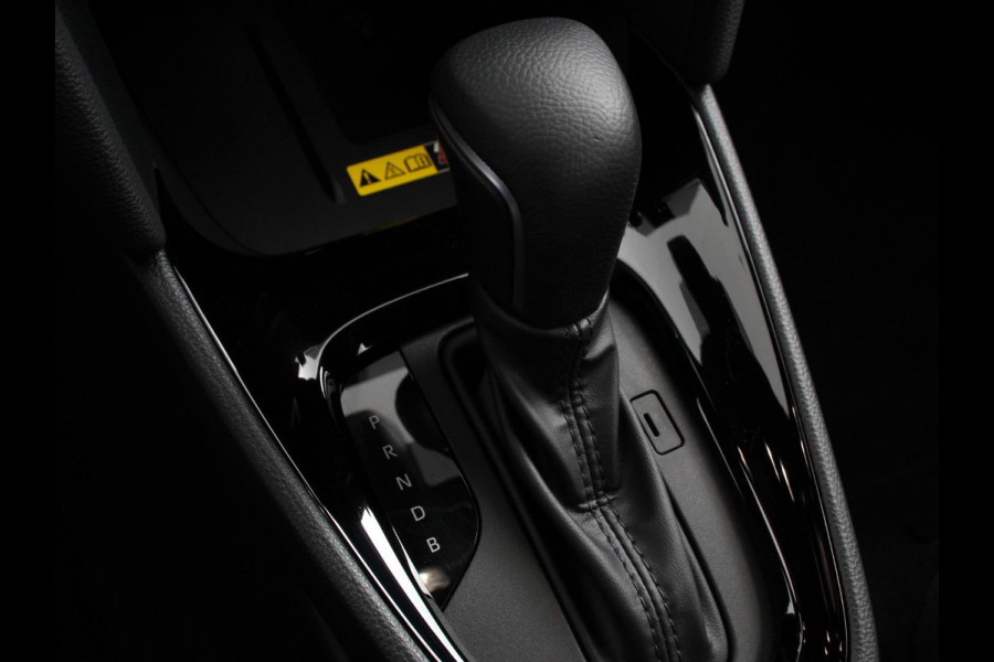 Toyota Yaris Cross 1.5 Hybrid 115 pk Automaat Style Comfort | Navigatie | Apple carplay/Android Auto | Camera | Dab | Full Led | Parkeer sensoren | Climate Control | Lichtmetalen velgen