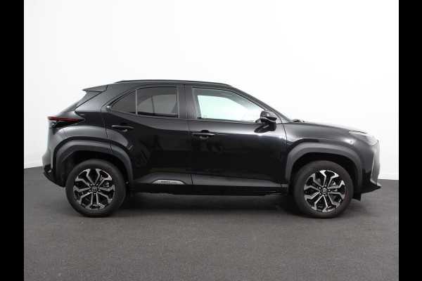 Toyota Yaris Cross 1.5 Hybrid 115 pk Automaat Style Comfort | Navigatie | Apple carplay/Android Auto | Camera | Dab | Full Led | Parkeer sensoren | Climate Control | Lichtmetalen velgen