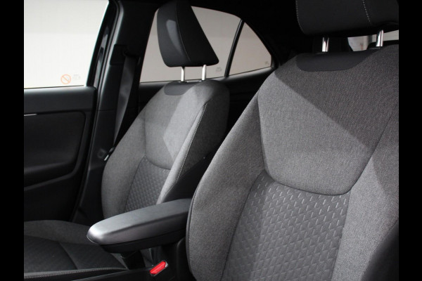 Toyota Yaris Cross 1.5 Hybrid 115 pk Automaat Style Comfort | Navigatie | Apple carplay/Android Auto | Camera | Dab | Full Led | Parkeer sensoren | Climate Control | Lichtmetalen velgen