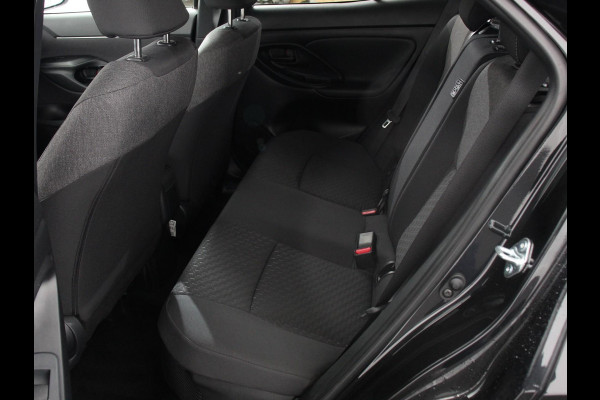 Toyota Yaris Cross 1.5 Hybrid 115 pk Automaat Style Comfort | Navigatie | Apple carplay/Android Auto | Camera | Dab | Full Led | Parkeer sensoren | Climate Control | Lichtmetalen velgen