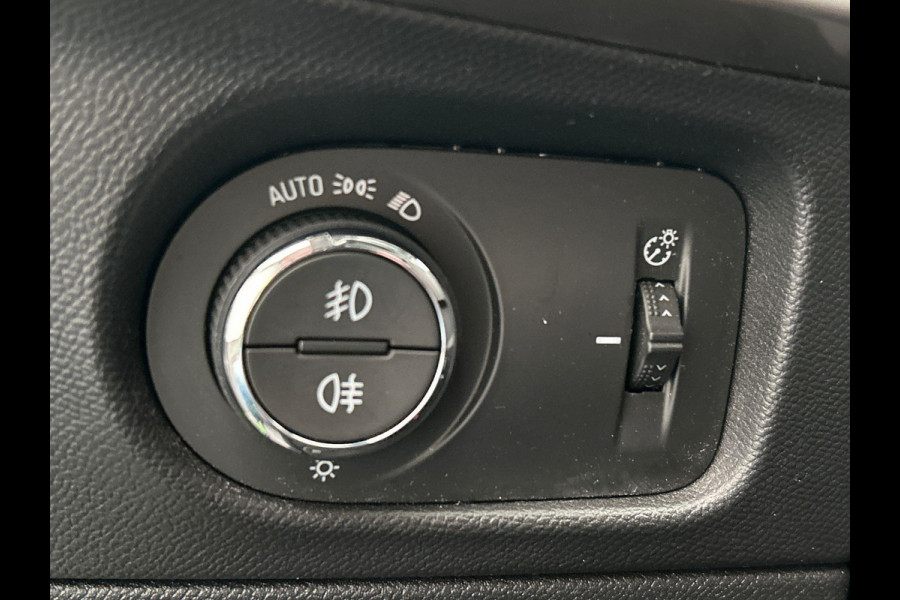 Opel Mokka-e Ultimate 50-kWh 11kw bl. Trekhaak Carplay Camera Adaptieve Cruise Control Stuur/Stoel Verwarming