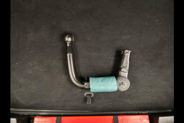 Opel Mokka-e Ultimate 50-kWh 11kw bl. Trekhaak Carplay Camera Adaptieve Cruise Control Stuur/Stoel Verwarming