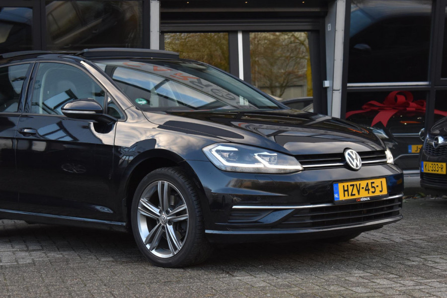 Volkswagen Golf 1.6 TDI Highline Business R Pano ACC Lane Elekstoel