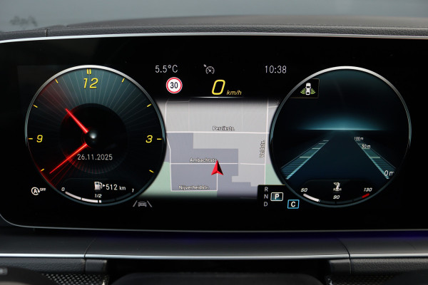 Mercedes-Benz GLE Coupé 350 d 4MATIC AMG Line | Luchtvering | Burmester | Panoramadak | Trekhaak | Surround Camera | Dodehoekassistent | Multibeam LED | Bekerhouder verwarmd |