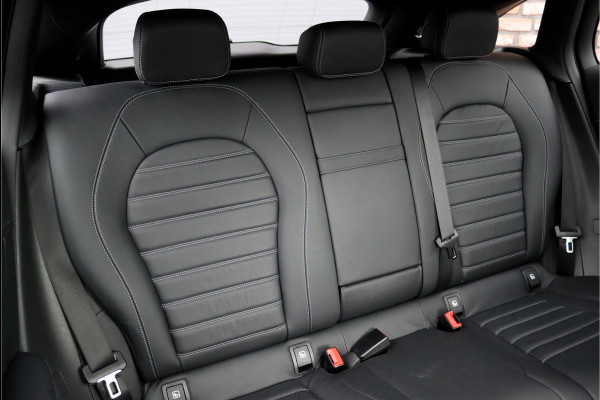 Mercedes-Benz EQC 400 4MATIC AMG Line 80 kWh | ex BTW € 36.500,- | Schuifdak | Distronic+ | Memory | Verwarmd Stuurwiel | Surround Camera | Leder | Keyless Go | Augmented Reality | Voorklimatisering |