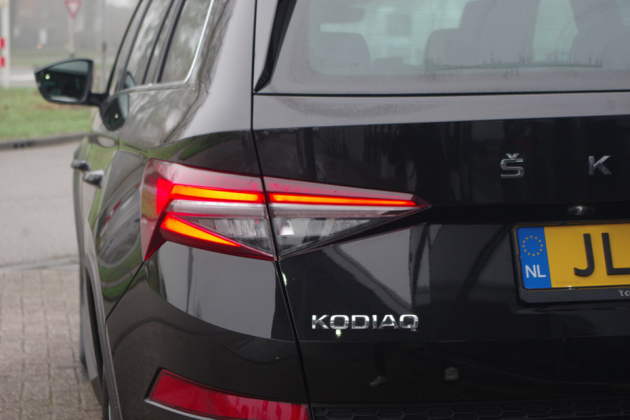 Škoda Kodiaq 1.5 TSI 150 PK Automaat Business Edition Plus, Leder, Canton Sound, Camera, 4 x Stoelverwarming