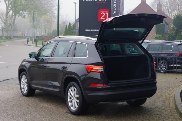 Škoda Kodiaq 1.5 TSI 150 PK Automaat Business Edition Plus, Leder, Canton Sound, Camera, 4 x Stoelverwarming