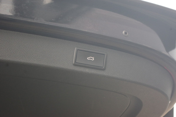 Škoda Kodiaq 1.5 TSI 150 PK Automaat Business Edition Plus, Leder, Canton Sound, Camera, 4 x Stoelverwarming