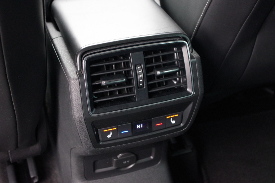 Škoda Kodiaq 1.5 TSI 150 PK Automaat Business Edition Plus, Leder, Canton Sound, Camera, 4 x Stoelverwarming