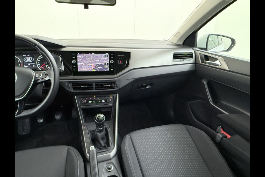 Volkswagen Polo 1.0TGI CNG *AARDGAS* Navi Climatronic Apple Carplay Android Auto Cruise Control Comfortline Executive-pakket DAB+ Bluetooth App-Connect Led 1e Eigenaar Origineel Nederlandse Auto Compressed Natural Gas