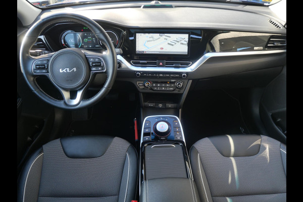 Kia e-Niro DynamicPlusLine 64 kWh | Cruise | Clima | Camera | Carplay | Navi | keyless | stoel-stuurverwarming | Schuif-kanteldak |