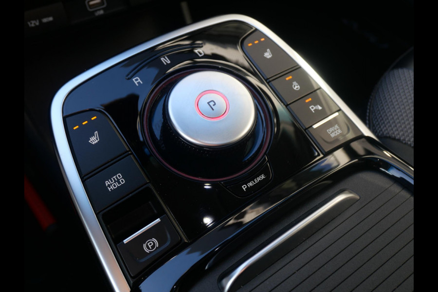 Kia e-Niro DynamicPlusLine 64 kWh | Cruise | Clima | Camera | Carplay | Navi | keyless | stoel-stuurverwarming | Schuif-kanteldak |