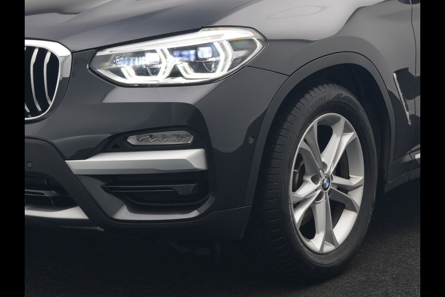 BMW X3 sDrive20i High Executive 184pk Dealer O.H. 34.624 KM | Panodak | Head Up | Camera | Lederen Sportstoelen Verwarmd | Keyless | Navigatie | Cruise Control | DAB |