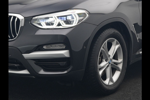 BMW X3 sDrive20i High Executive 184pk Dealer O.H. 34.624 KM | Panodak | Head Up | Camera | Lederen Sportstoelen Verwarmd | Keyless | Navigatie | Cruise Control | DAB |