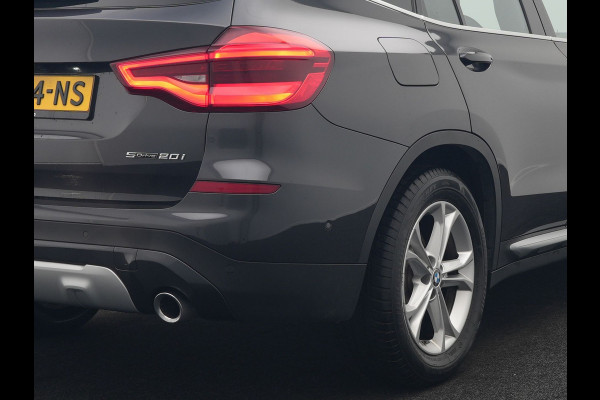 BMW X3 sDrive20i High Executive 184pk Dealer O.H. 34.624 KM | Panodak | Head Up | Camera | Lederen Sportstoelen Verwarmd | Keyless | Navigatie | Cruise Control | DAB |