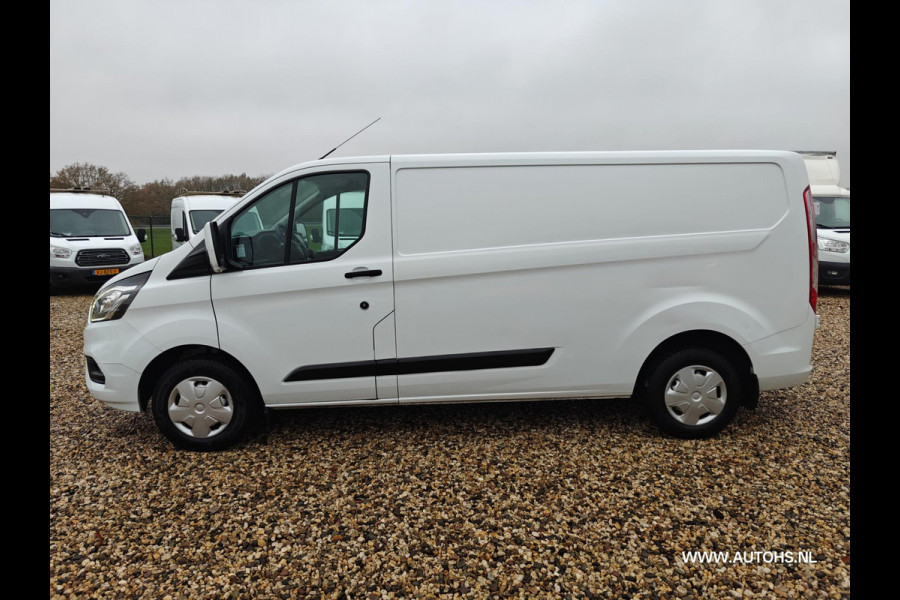 Ford Transit Custom 300 2.0 TDCI L2H1 Euro 6 , Camera , navi , apk okt 2026 , Distributie vervangen , nette bus.