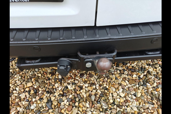 Ford Transit Custom 300 2.0 TDCI L2H1 Euro 6 , Camera , navi , apk okt 2026 , Distributie vervangen , nette bus.