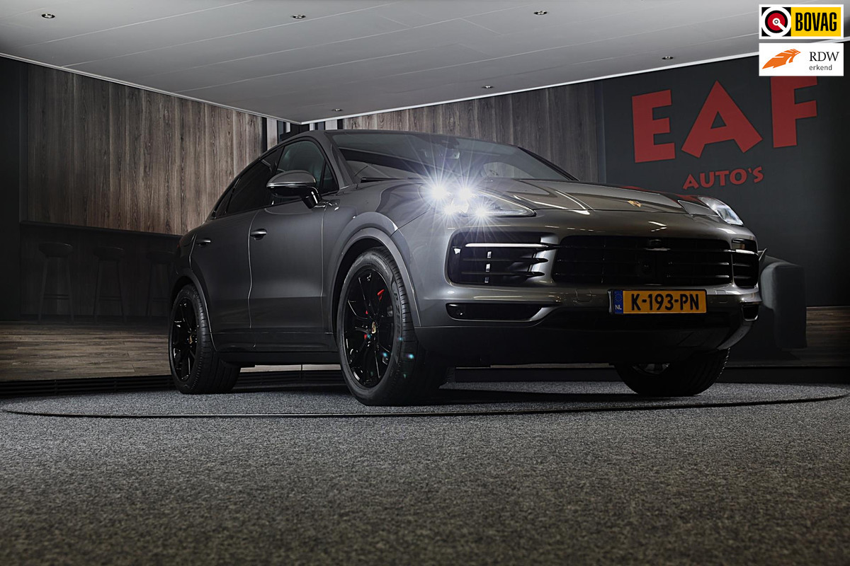 Porsche Cayenne Coupé 3.0 E-Hybrid / Acc / Sport Chrono / Leder / Pano / Memory / Bose / 360 Camera / Trekhaak / 21 Inch