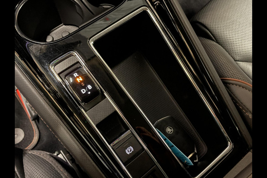 Škoda ENYAQ iV 80|GROTE ACCU|VOLLEDER|CARPLAY|CAMERA|NAVI|STUURVERWARMING|NL-AUTO|NAP|1e EIG|INCL.BTW|