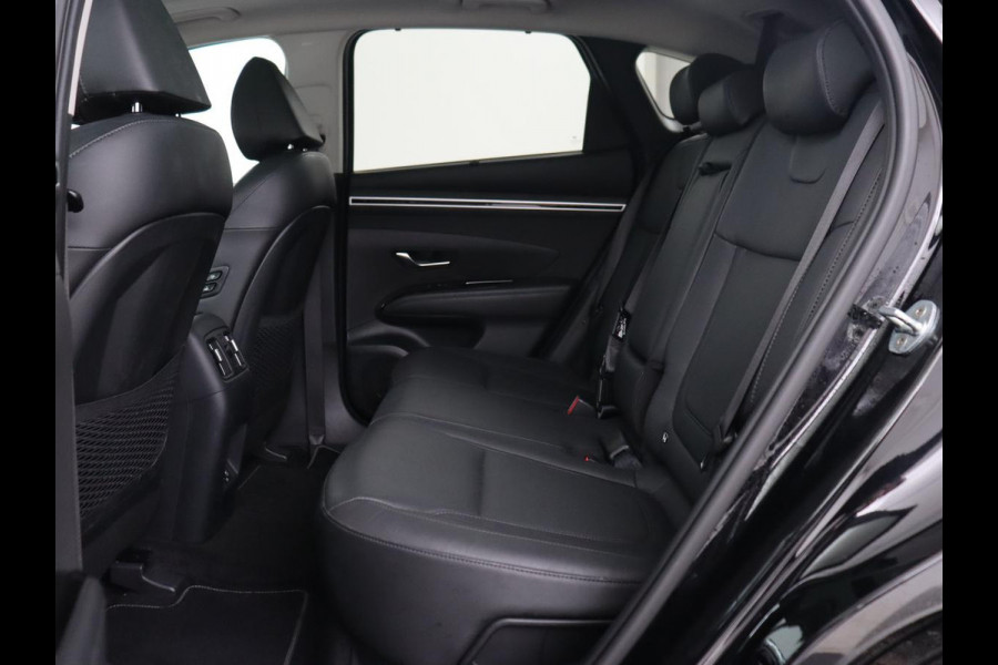 Hyundai Tucson 1.6 T-GDI PHEV Premium Sky 4WD | Panoramadak | Stoelventilatie | Leder | 360 Camera | Adaptive cruise | Carplay | Achterbankverwarming | Navigatie | Keyless | Full LED | Memory | Plug In