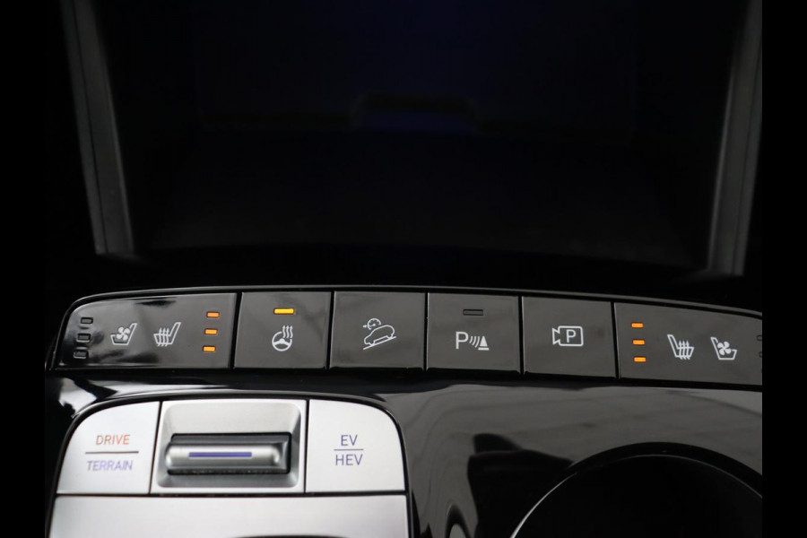 Hyundai Tucson 1.6 T-GDI PHEV Premium Sky 4WD | Panoramadak | Stoelventilatie | Leder | 360 Camera | Adaptive cruise | Carplay | Achterbankverwarming | Navigatie | Keyless | Full LED | Memory | Plug In