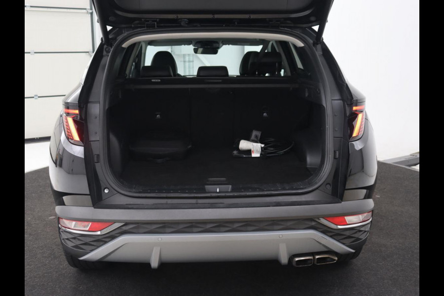 Hyundai Tucson 1.6 T-GDI PHEV Premium Sky 4WD | Panoramadak | Stoelventilatie | Leder | 360 Camera | Adaptive cruise | Carplay | Achterbankverwarming | Navigatie | Keyless | Full LED | Memory | Plug In