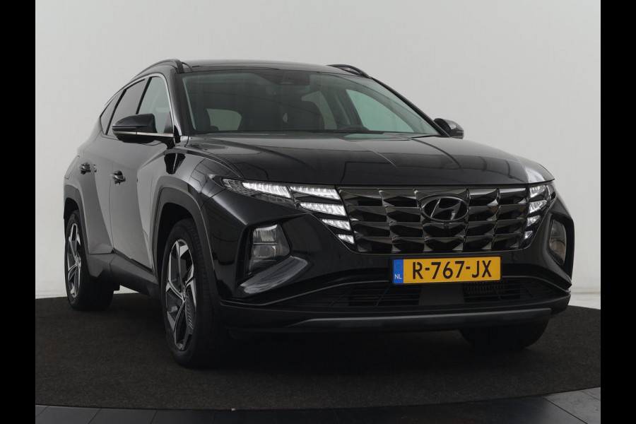 Hyundai Tucson 1.6 T-GDI PHEV Premium Sky 4WD | Panoramadak | Stoelventilatie | Leder | 360 Camera | Adaptive cruise | Carplay | Achterbankverwarming | Navigatie | Keyless | Full LED | Memory | Plug In