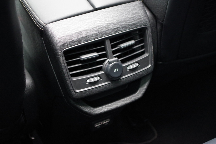 Peugeot 3008 1.6 HYbrid 300 PK Allure Pack Business PHEV, Panoramadak, Adap. Cruise Control, Camera