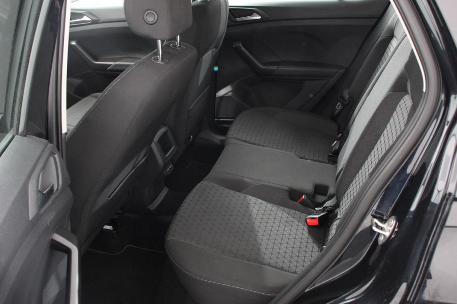 Volkswagen T-Cross 1.0 TSI 110pk DSG Life | Navigatie | Apple Carplay/Android Auto | Adaptive Cruise Control | Camera | Parkeersensoren | Stoelverwarming | Climatronic | Lane Assist