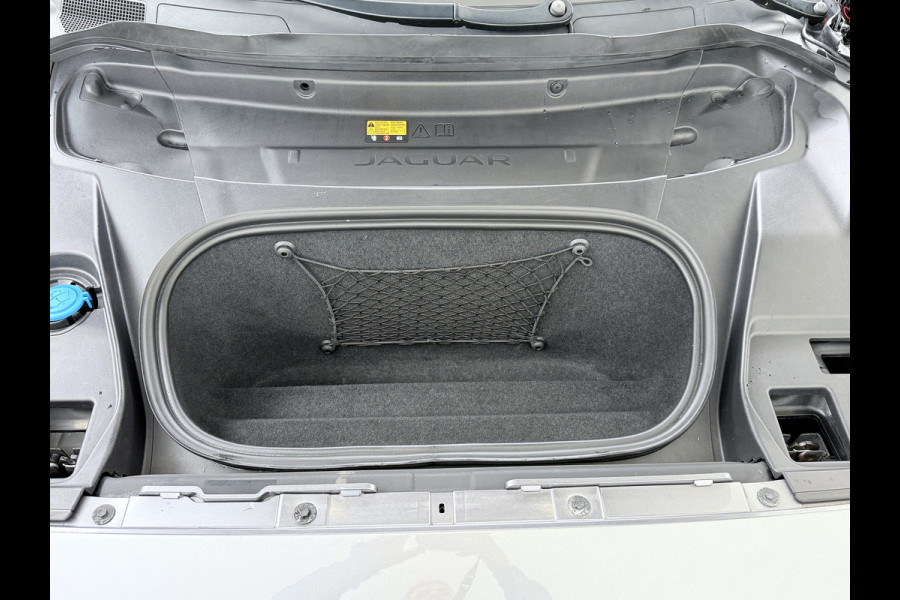 Jaguar I-PACE EV400 AWD 90kWh Leder 360°Camera Business Edition S Meridian®-Audio Stoel+Stuurverwarming Navi Ecc Apple Carplay Android Auto Cr Voorruitverwarming DAB+ Led Verkeersbord detectie Rijstrooksensor Wifi SOH 89% Origineel Nederlandse Auto Nieuwprijs  €72.475,-