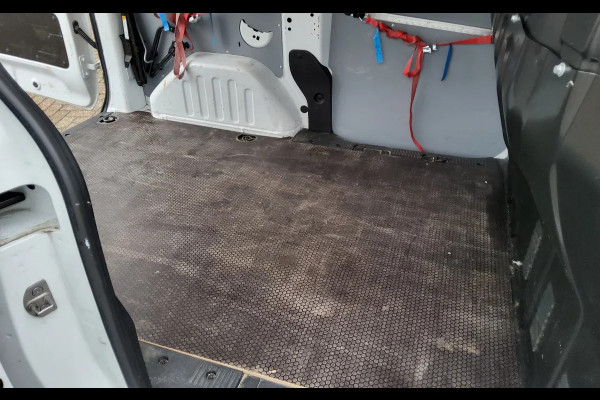 Renault Express 75 PK - ZIJSCHUIFDEUR - EURO 6 - VRG-06-Z