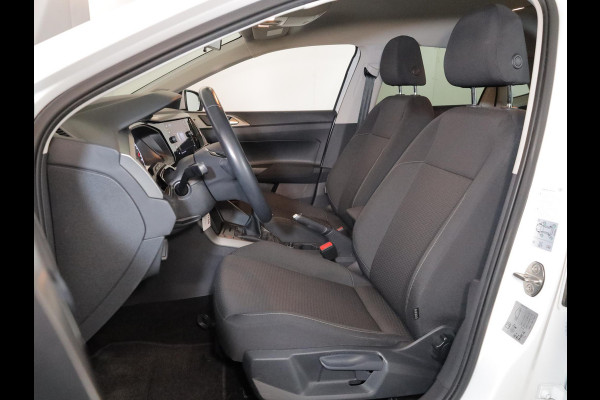 Volkswagen Polo 1.0 TSI Comfortline 95 pk | Navigatie | Parkeersensoren | Adaptieve cruise control | Apple Carplay/Android Auto |