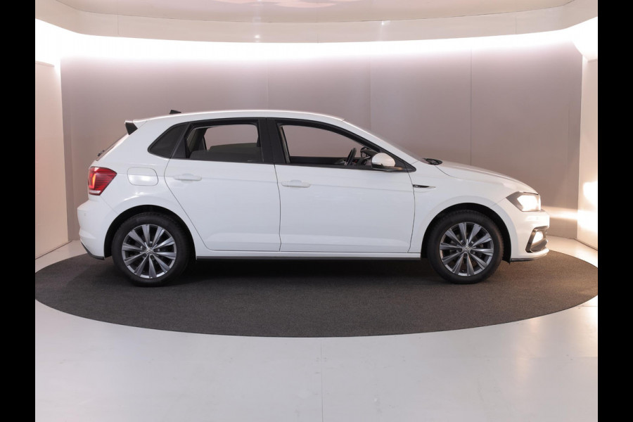 Volkswagen Polo 1.0 TSI Comfortline 95 pk | Navigatie | Parkeersensoren | Adaptieve cruise control | Apple Carplay/Android Auto |