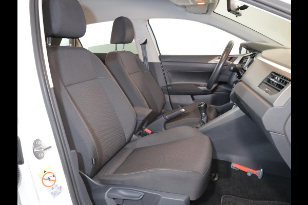 Volkswagen Polo 1.0 TSI Comfortline 95 pk | Navigatie | Parkeersensoren | Adaptieve cruise control | Apple Carplay/Android Auto |