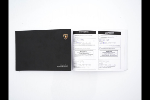 Lamborghini Urus 4.0 V8 Pearl Capsule (INCL-BTW) *CERAMIC-BRAKES | PANO | HEAD-UP | SOFT-CLOSE | LEATHER-ALCANTARA | FULL-LED | NIGHT-VISION | BANG&OLUFSEN | MEMORY-PACK | HEATED-SPORTSEATS | TOP-VIEW | ADAPTIVE-CRUISE | ...