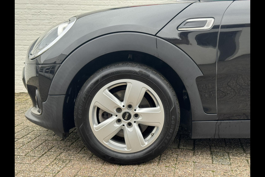 MINI Clubman 1.5 Cooper Salt Lederen sportstoelen Navigatie Cruise Clima Trekhaak