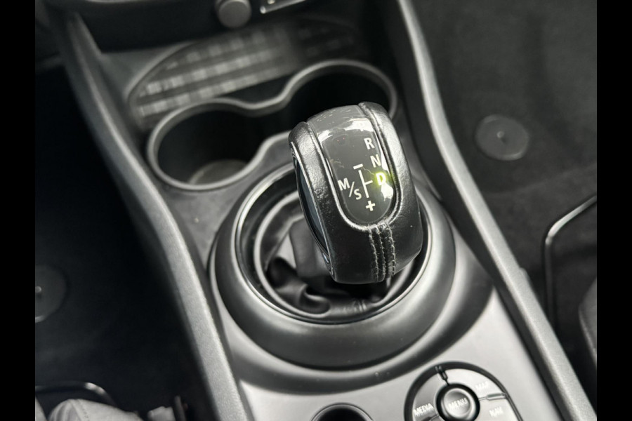 MINI Clubman 1.5 Cooper Salt Lederen sportstoelen Navigatie Cruise Clima Trekhaak