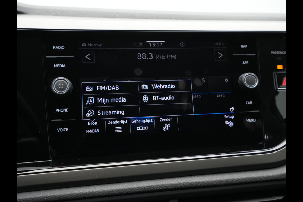 Volkswagen Polo 1.0 TSI 95pk Comfortline Business Navigatie Acc Pdc Carplay Dab Argon