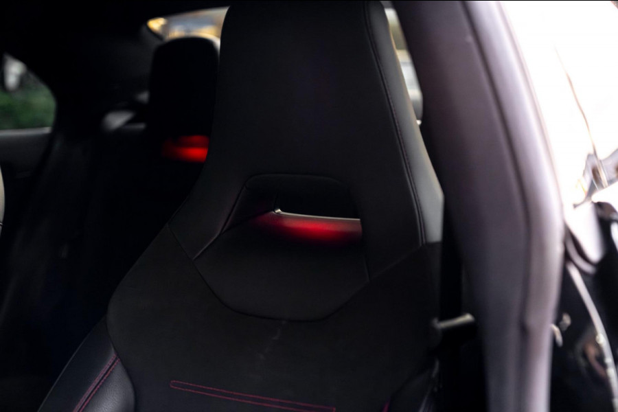 Mercedes-Benz CLA-Klasse 200 163 PK Aut. AMG Night Pakket 360 Camera Pano Sfeerverlichting 18''