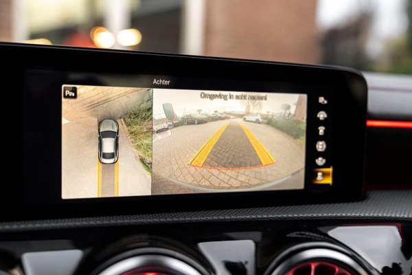 Mercedes-Benz CLA-Klasse 200 163 PK Aut. AMG Night Pakket 360 Camera Pano Sfeerverlichting 18''