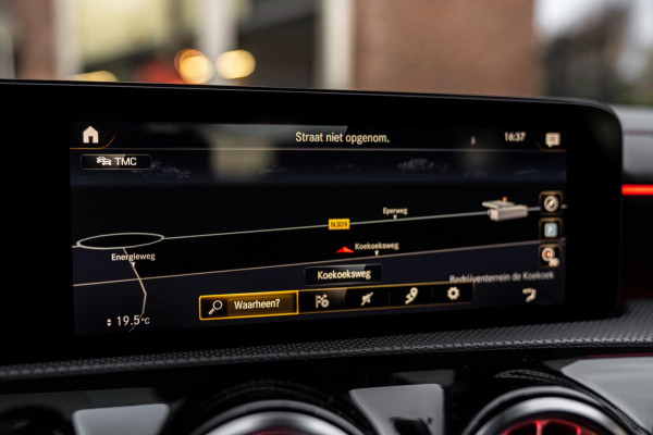 Mercedes-Benz CLA-Klasse 200 163 PK Aut. AMG Night Pakket 360 Camera Pano Sfeerverlichting 18''