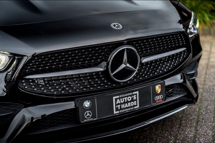 Mercedes-Benz CLA-Klasse 200 163 PK Aut. AMG Night Pakket 360 Camera Pano Sfeerverlichting 18''