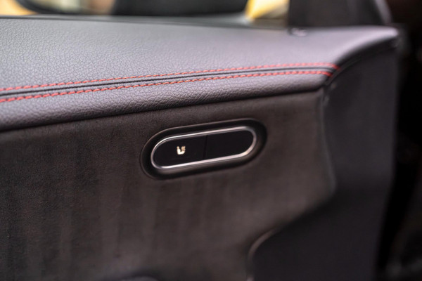 Mercedes-Benz CLA-Klasse 200 163 PK Aut. AMG Night Pakket 360 Camera Pano Sfeerverlichting 18''