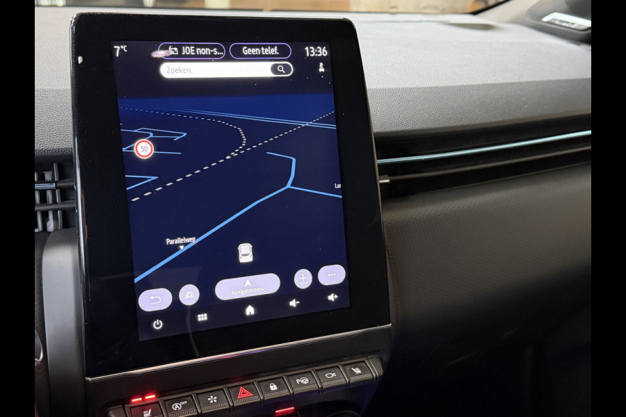 Renault Clio 1.3 TCe 130pk | Edition One | Groot Navi | Bose | 360 | Blindspot | Stoel & Stuur verwarming | 17"| 100% Onderhouden!