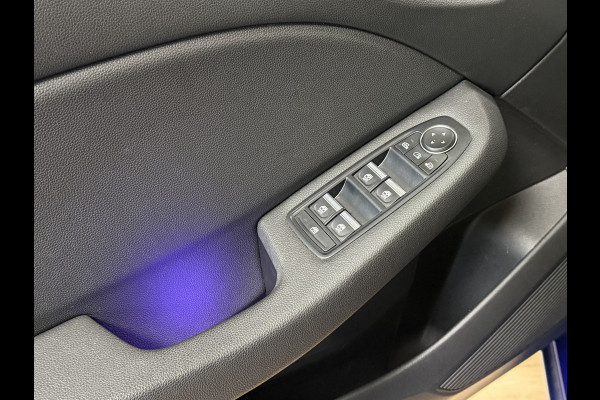 Renault Clio 1.3 TCe 130pk | Edition One | Groot Navi | Bose | 360 | Blindspot | Stoel & Stuur verwarming | 17"| 100% Onderhouden!