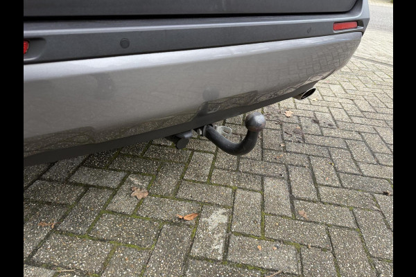 Toyota RAV4 2.5 Hybrid AWD Business