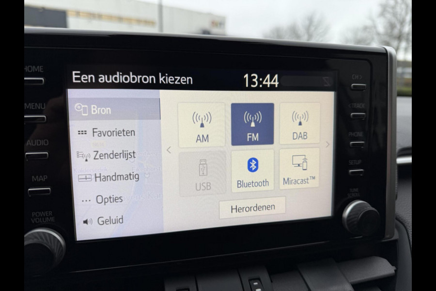 Toyota RAV4 2.5 Hybrid AWD Business