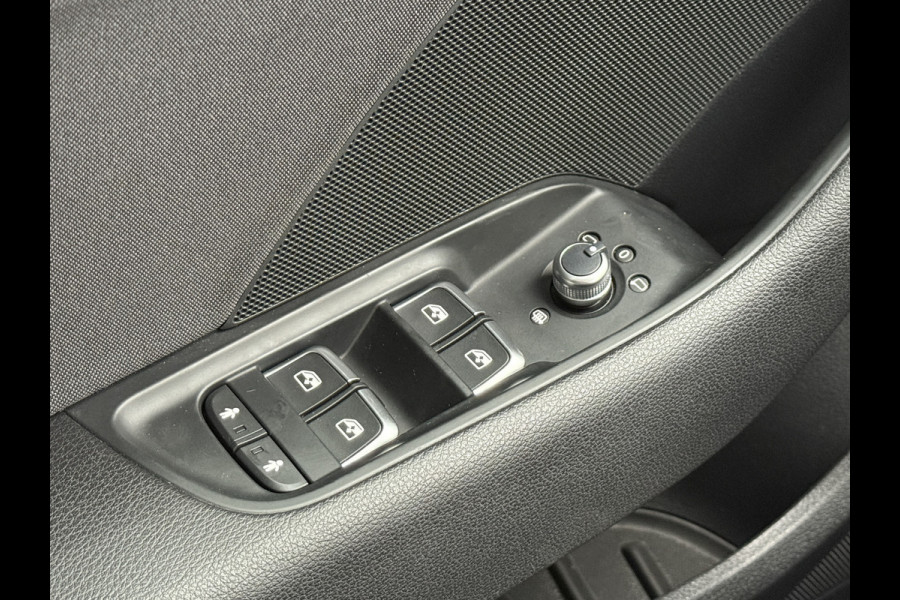 Audi A3 Limousine 1.5 TFSI 150PK CoD Sport Lease Edition | Sportstoelen | Full LED | NL auto | Dealer onderhouden